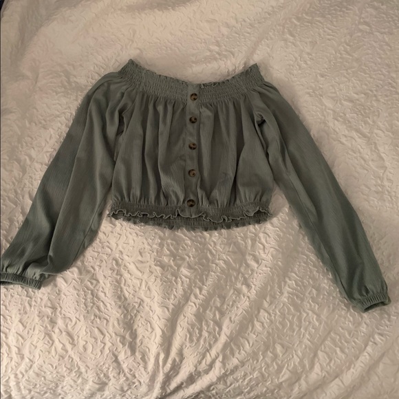 Sage OTS crop top - Picture 2 of 4